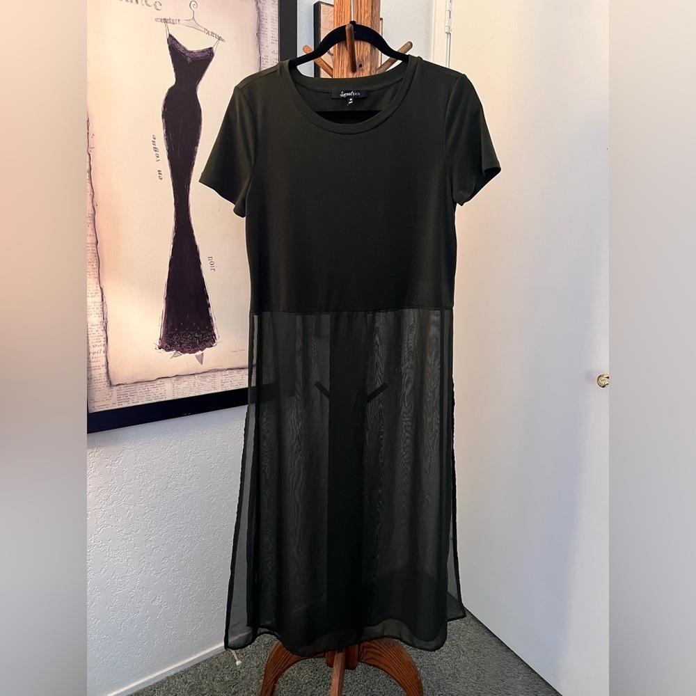 Soprano Black Short-Sleeve Tunic with Sheer Skirt Panel